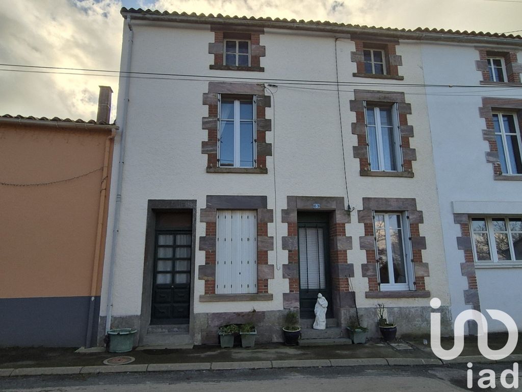 Achat maison à vendre 2 chambres 95 m² - Saint-Pierre-du-Chemin