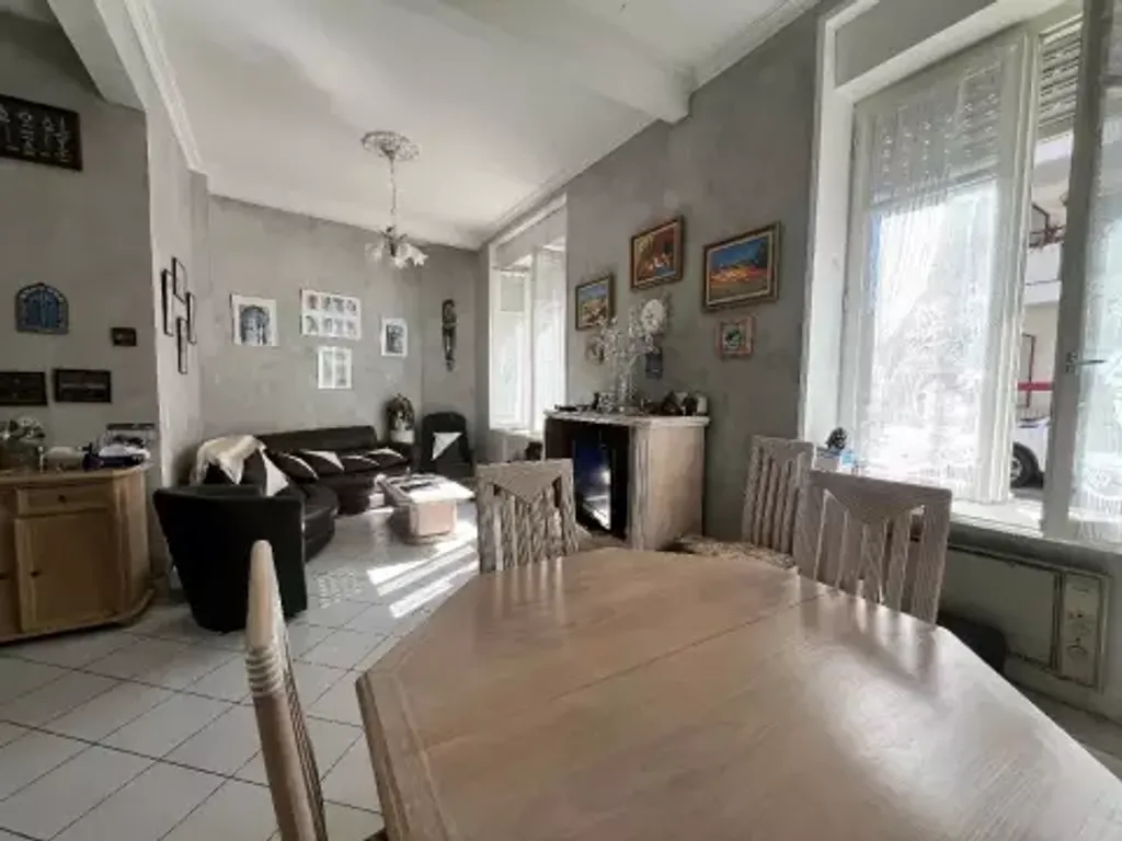 Achat maison à vendre 3 chambres 92 m² - Royan