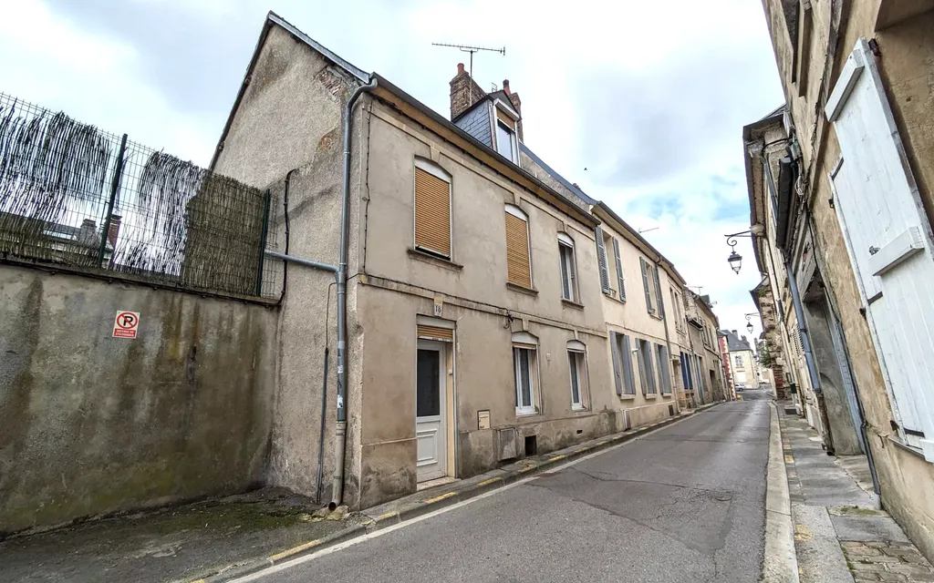 Achat maison à vendre 2 chambres 73 m² - Laon