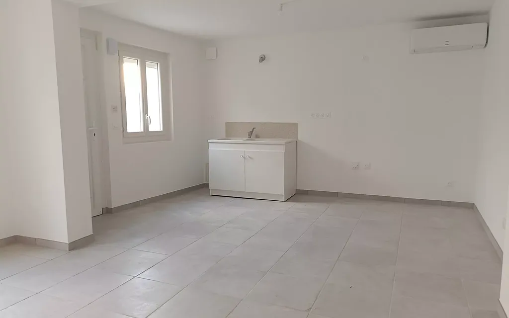 Achat maison à vendre 3 chambres 80 m² - Redessan