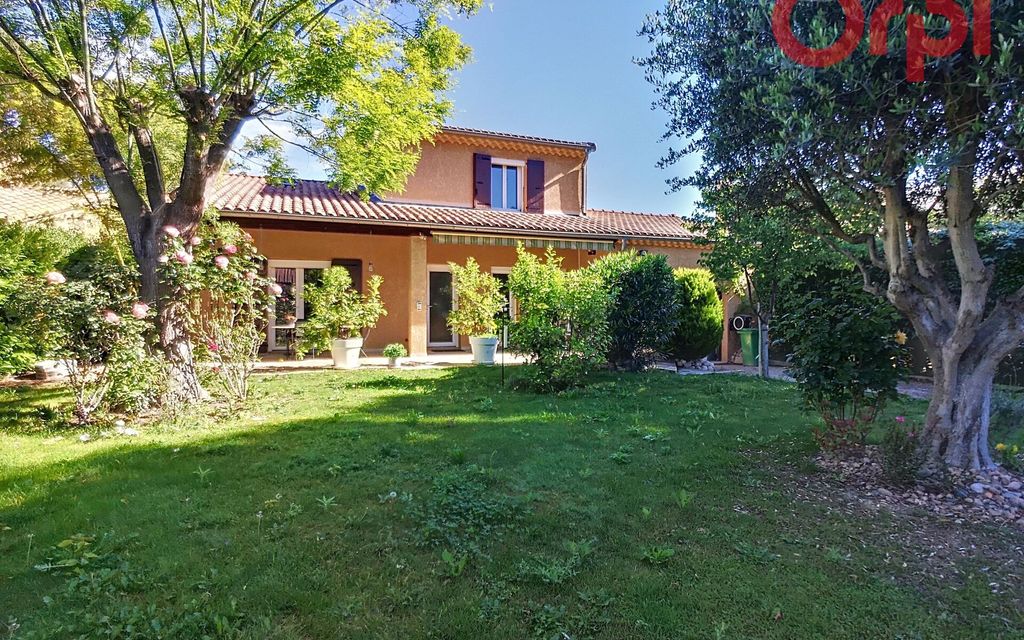 Achat maison à vendre 4 chambres 143 m² - Le Pontet