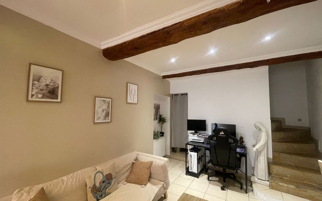 Achat maison à vendre 2 chambres 67 m² - Beauvoisin