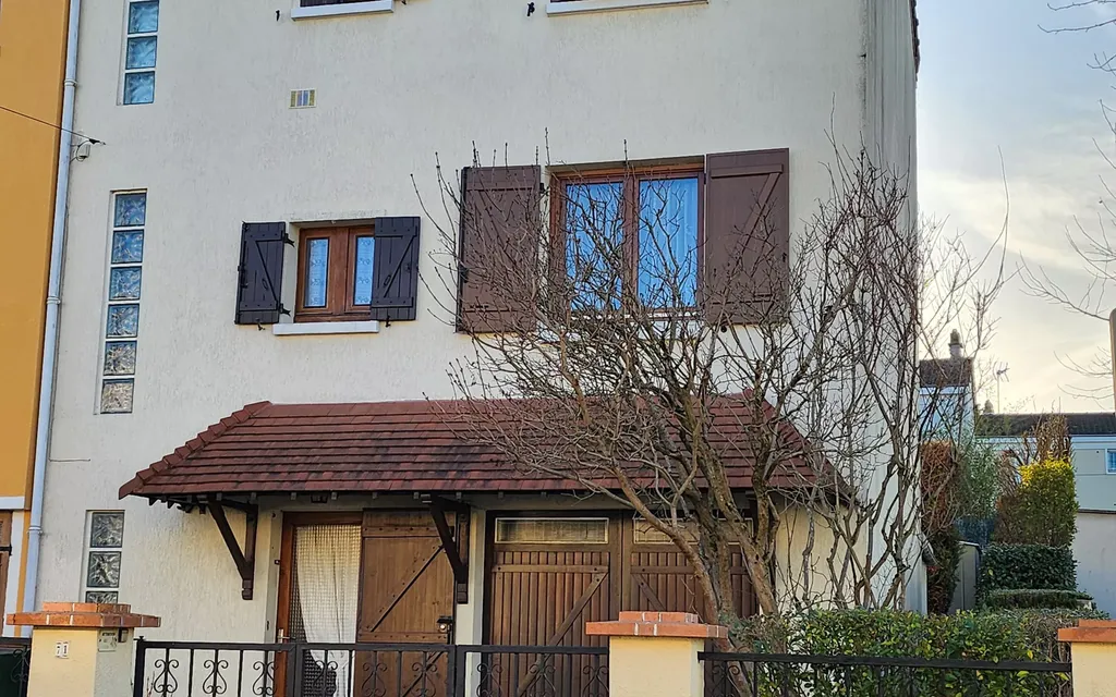 Achat maison à vendre 3 chambres 72 m² - Épinay-sur-Orge