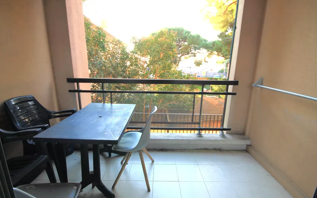 Achat appartement à vendre 2 pièces 28 m² - Cannes