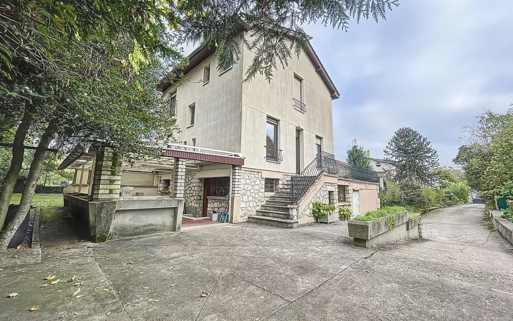 Achat maison à vendre 4 chambres 135 m² - Bourg-la-Reine