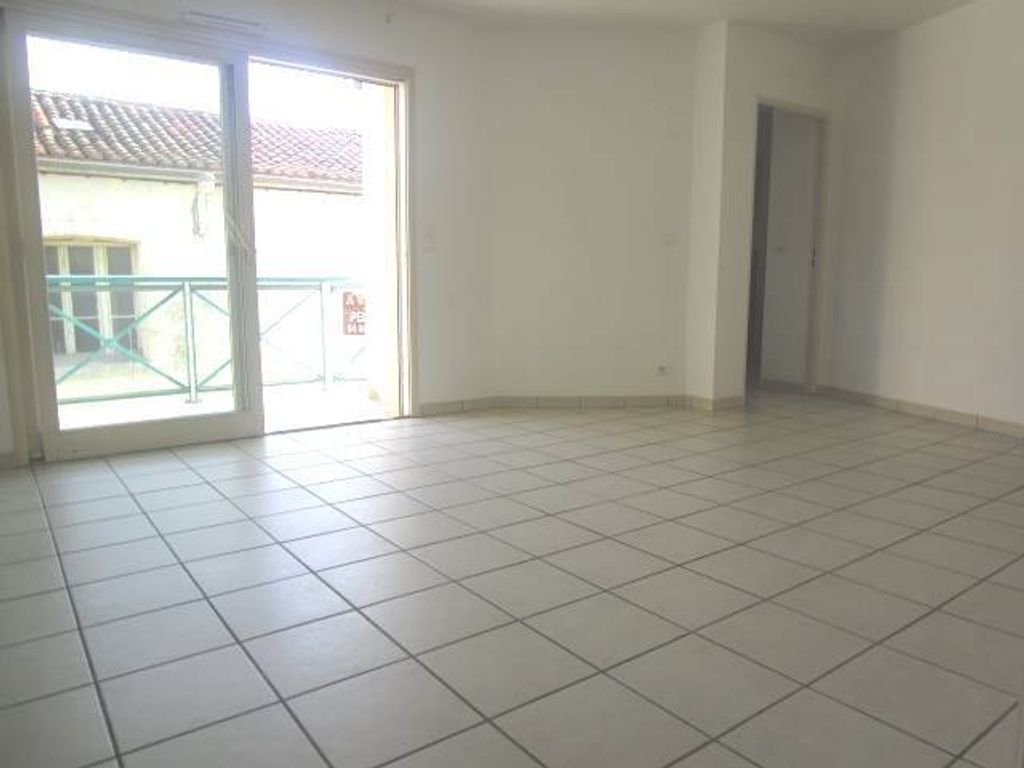 Achat appartement à vendre 4 pièces 66 m² - Narbonne