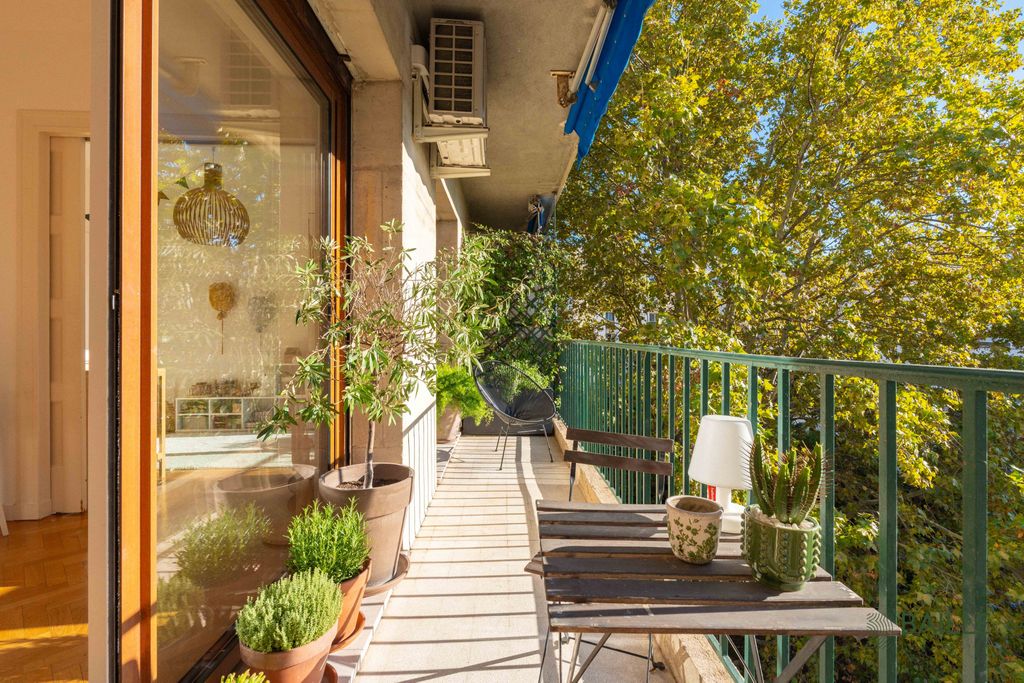 Achat appartement à vendre 3 pièces 67 m² - Marseille 8ème arrondissement