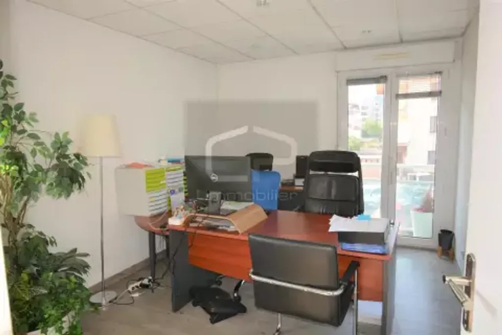 Achat appartement à vendre 4 pièces 83 m² - Annecy