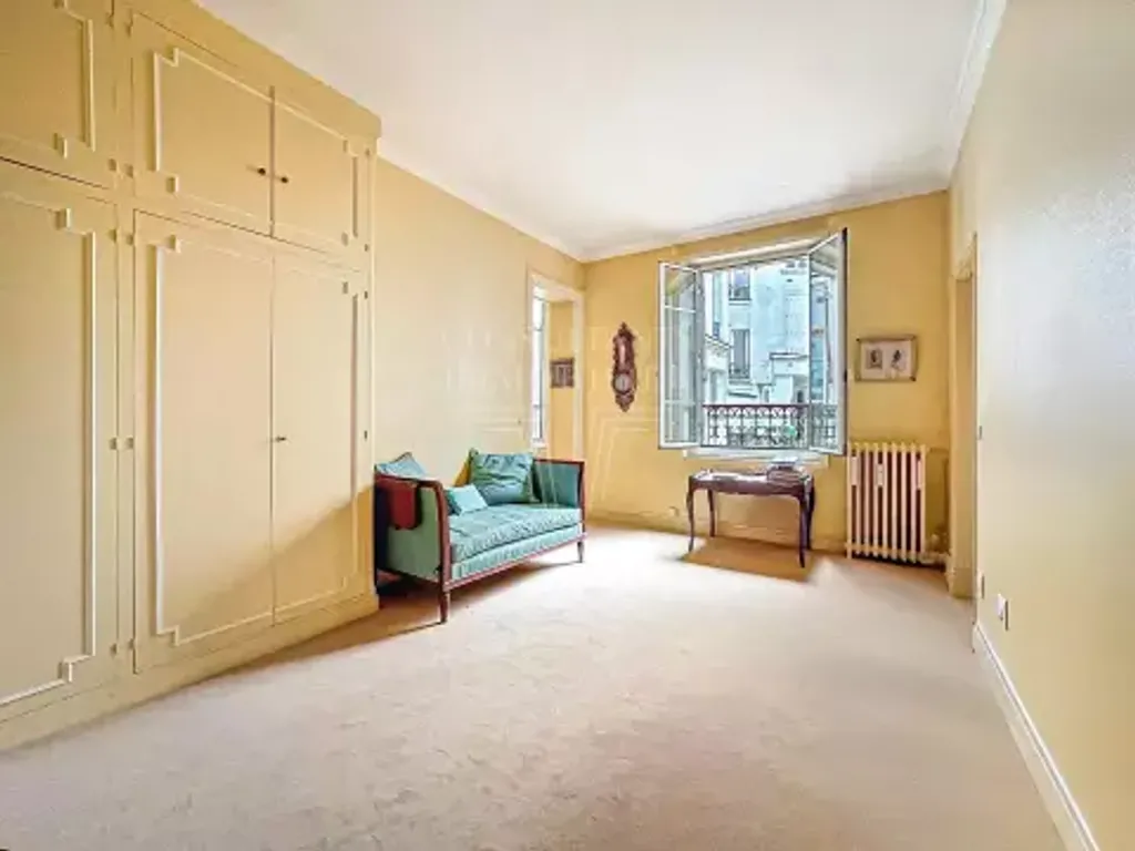 Achat appartement à vendre 3 pièces 76 m² - Paris 8ème arrondissement