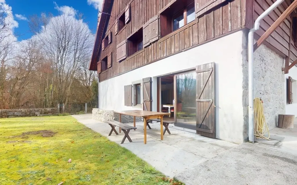 Achat maison à vendre 4 chambres 175 m² - Arenthon