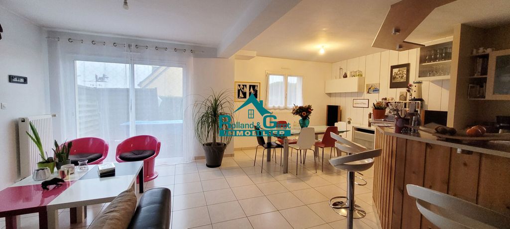 Achat maison à vendre 4 chambres 106 m² - Liffré