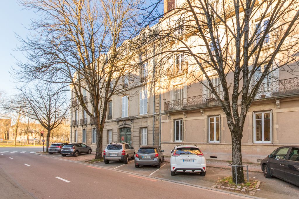 Achat appartement à vendre 4 pièces 115 m² - Dijon