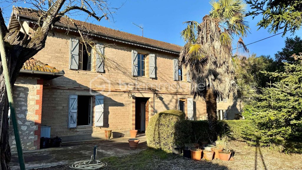 Achat maison à vendre 5 chambres 179 m² - Lisle-sur-Tarn