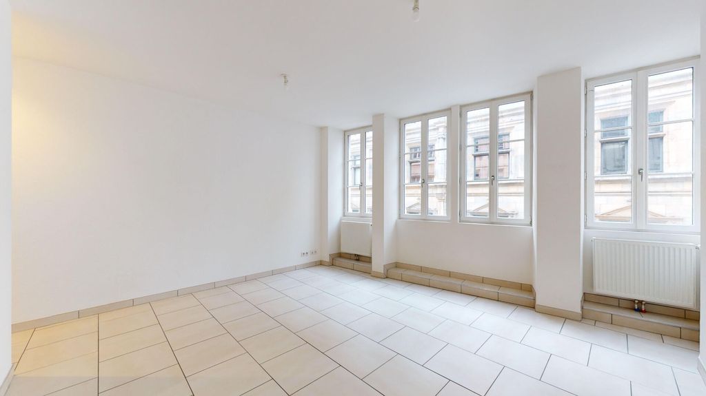 Achat appartement à vendre 3 pièces 78 m² - Besançon