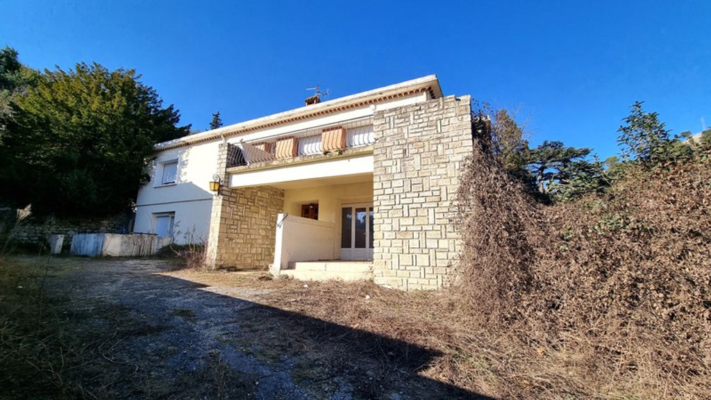 Achat maison à vendre 6 chambres 235 m² - Alès