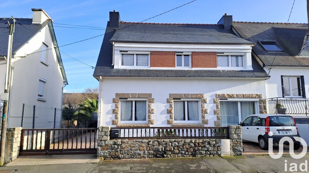 Achat maison à vendre 5 chambres 143 m² - Saint-Brieuc