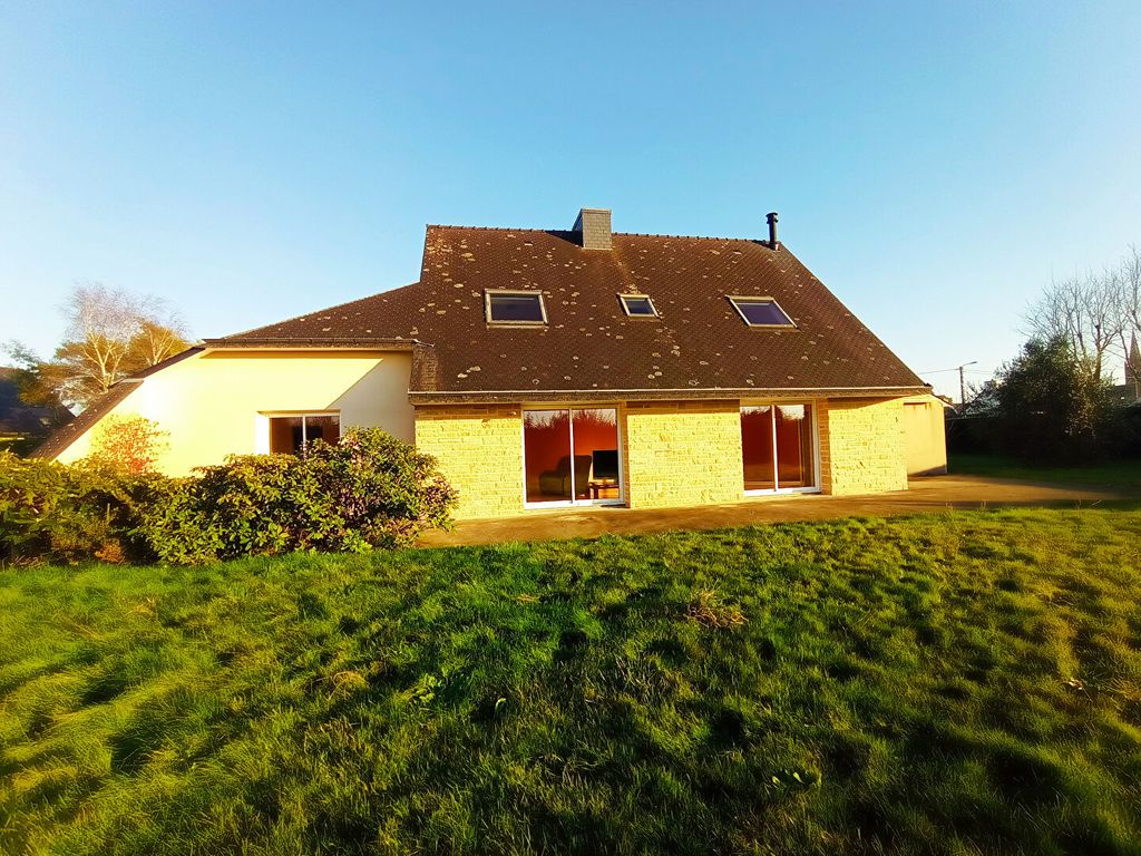 Achat maison à vendre 4 chambres 205 m² - Plougoumelen