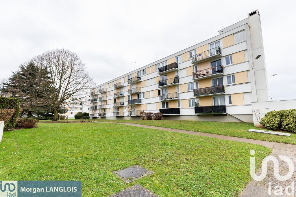 Achat appartement à vendre 4 pièces 77 m² - Viry-Châtillon