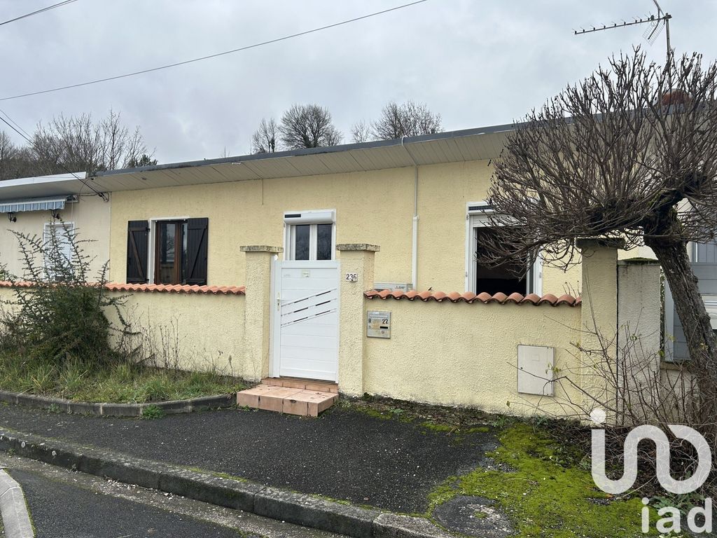 Achat maison à vendre 2 chambres 61 m² - Ruelle-sur-Touvre