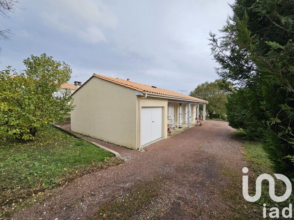 Achat maison à vendre 3 chambres 84 m² - Ruelle-sur-Touvre