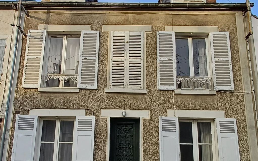 Achat maison à vendre 5 chambres 144 m² - Nemours