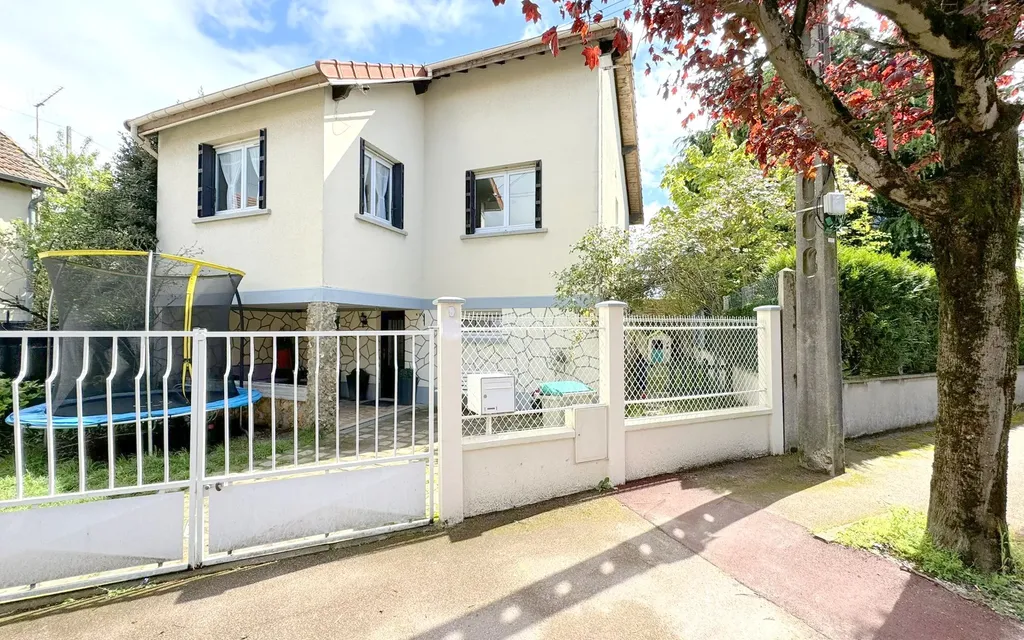 Achat maison à vendre 4 chambres 111 m² - Tremblay-en-France