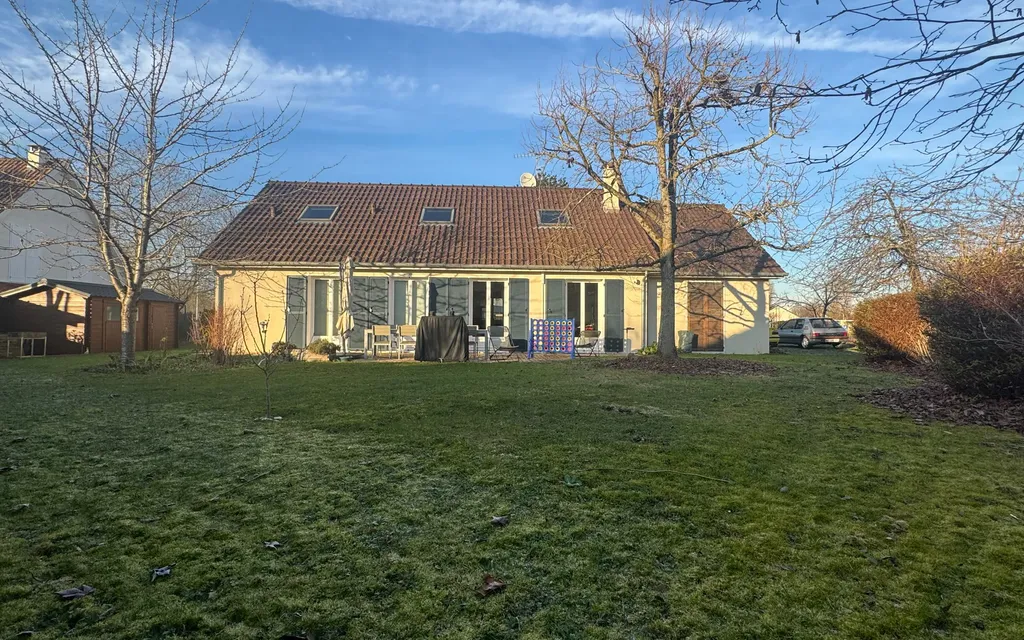 Achat maison à vendre 6 chambres 205 m² - Pontault-Combault