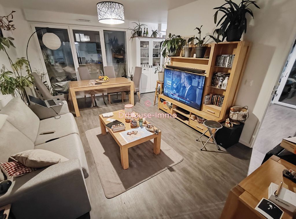 Achat appartement à vendre 4 pièces 74 m² - Fosses