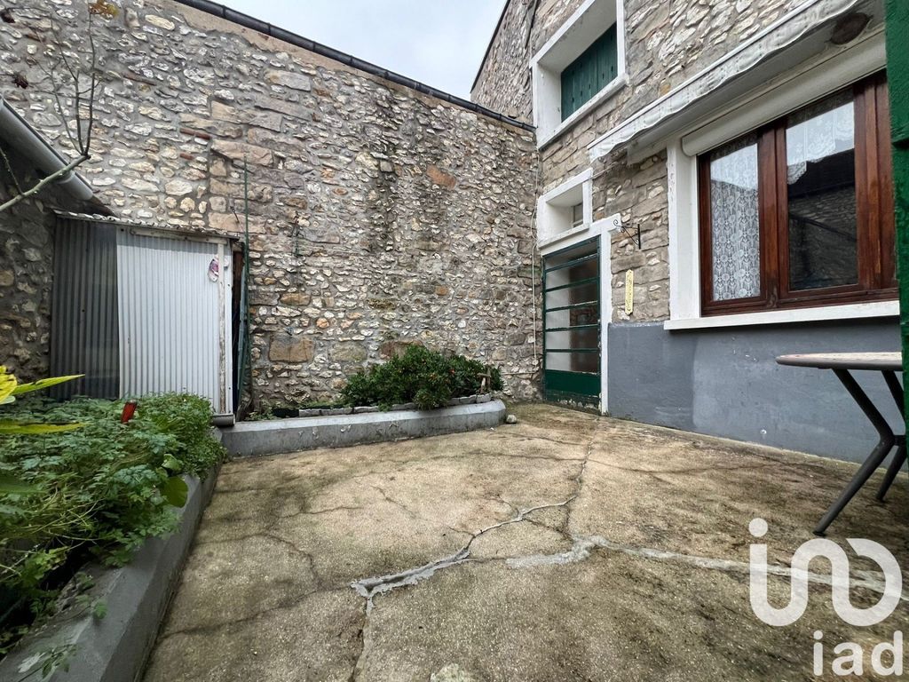 Achat maison à vendre 2 chambres 99 m² - Moret-Loing-et-Orvanne