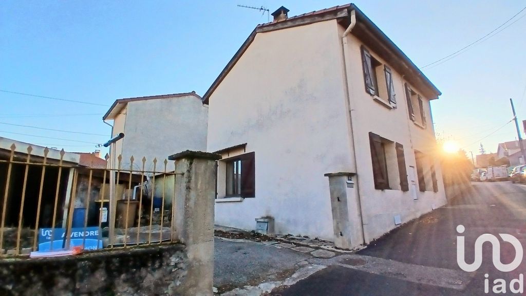 Achat maison à vendre 4 chambres 131 m² - Fraisses