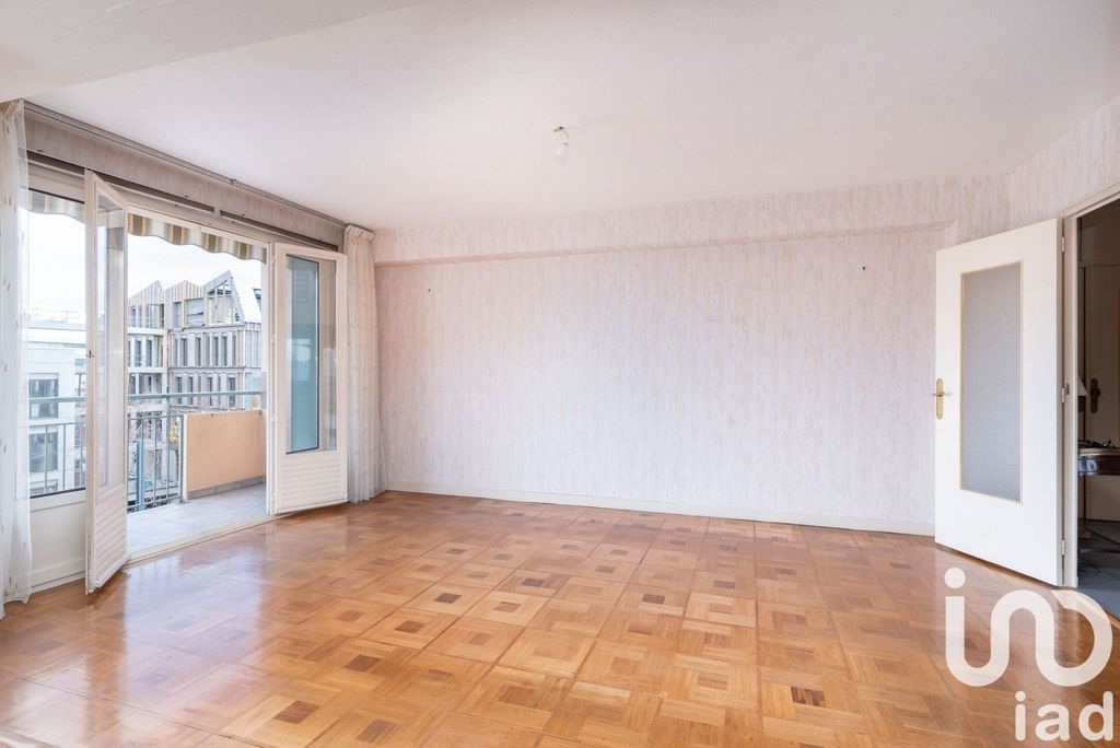 Achat appartement à vendre 3 pièces 84 m² - Lyon 8ème arrondissement