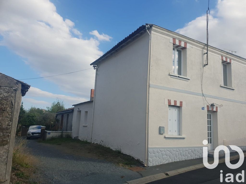 Achat maison à vendre 2 chambres 80 m² - Cléré-sur-Layon