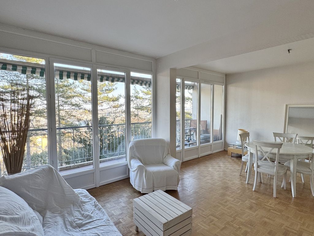 Achat appartement à vendre 4 pièces 81 m² - Sainte-Foy-lès-Lyon