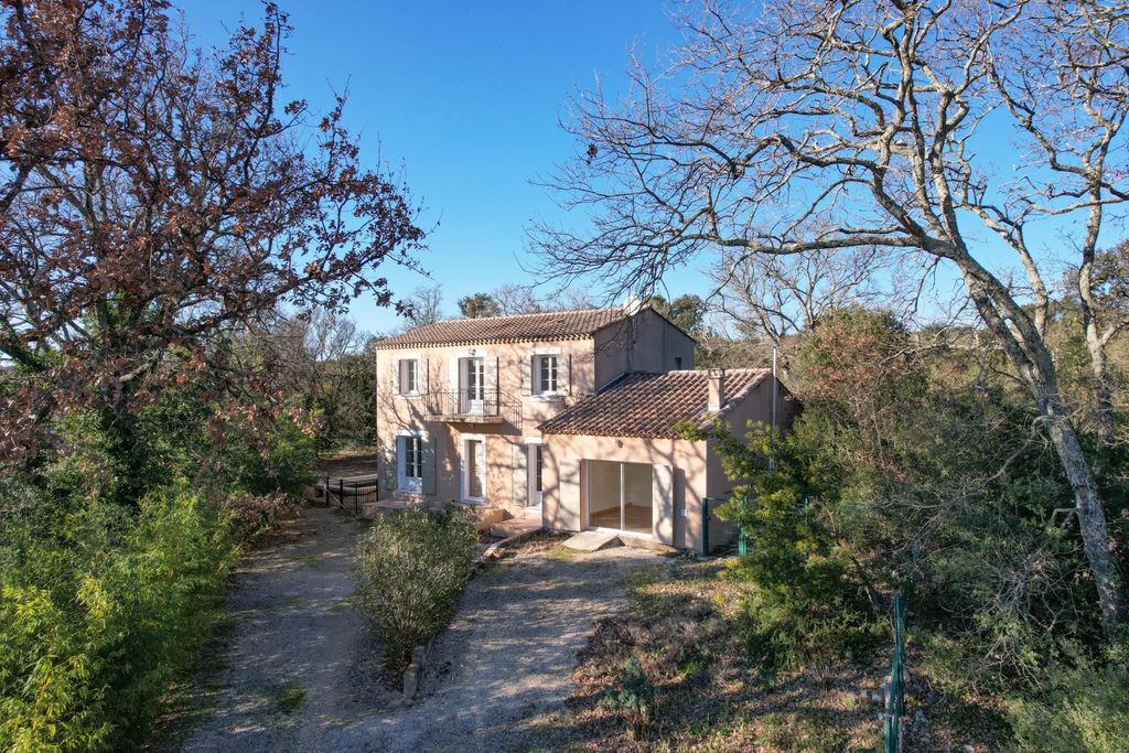 Achat maison à vendre 4 chambres 152 m² - Uzès