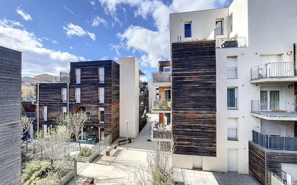 Achat appartement à vendre 3 pièces 65 m² - Avignon