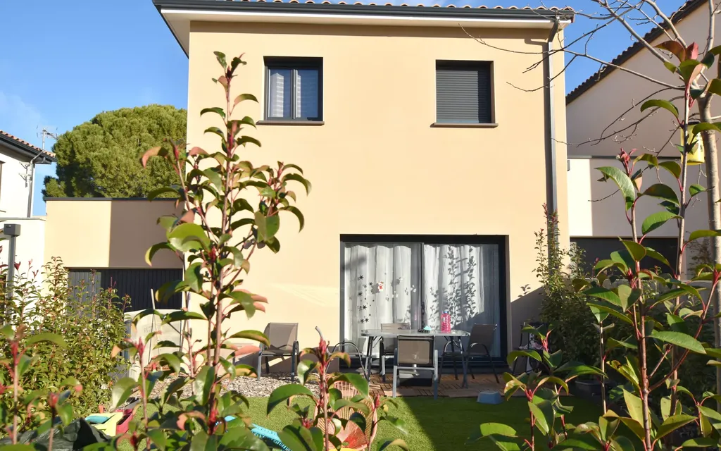 Achat maison à vendre 3 chambres 80 m² - Saint-Geniès-des-Mourgues