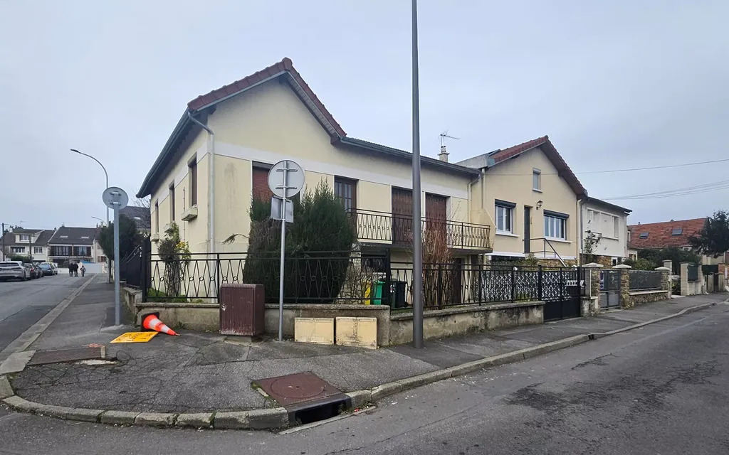 Achat maison à vendre 2 chambres 85 m² - Bonneuil-sur-Marne