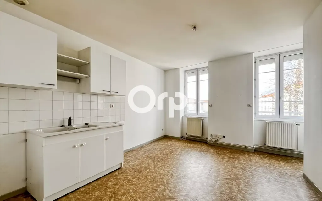 Achat appartement à vendre 2 pièces 34 m² - Saint-Martin-en-Haut