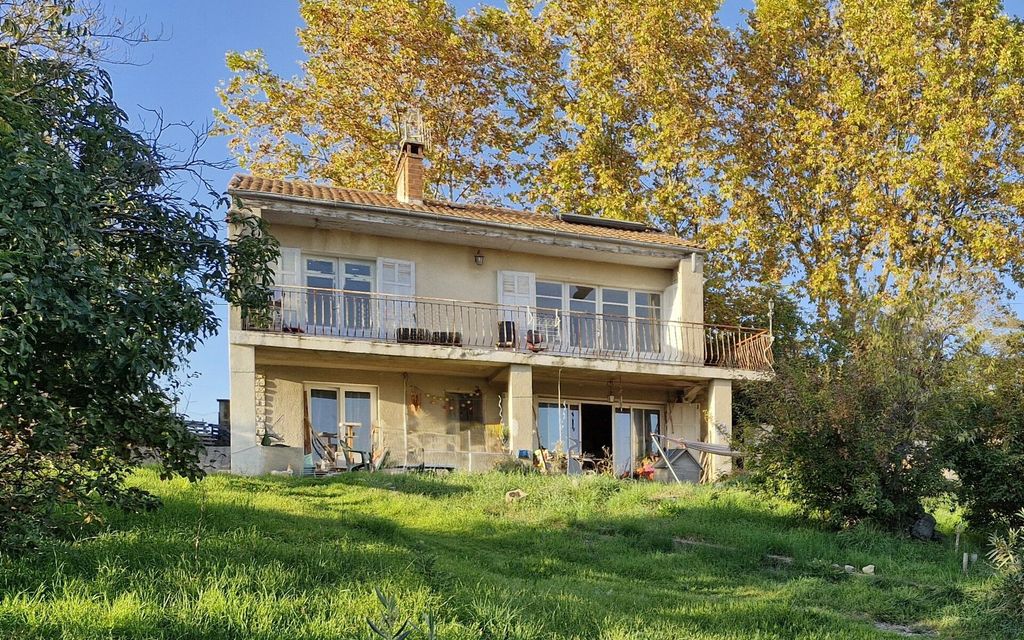 Achat maison à vendre 4 chambres 131 m² - Forcalquier