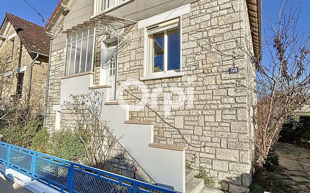 Achat maison à vendre 4 chambres 115 m² - Brive-la-Gaillarde