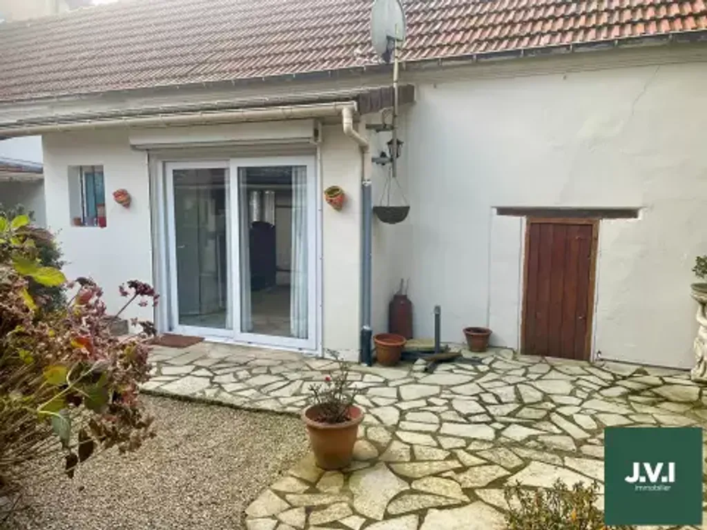 Achat maison à vendre 3 chambres 75 m² - Margency