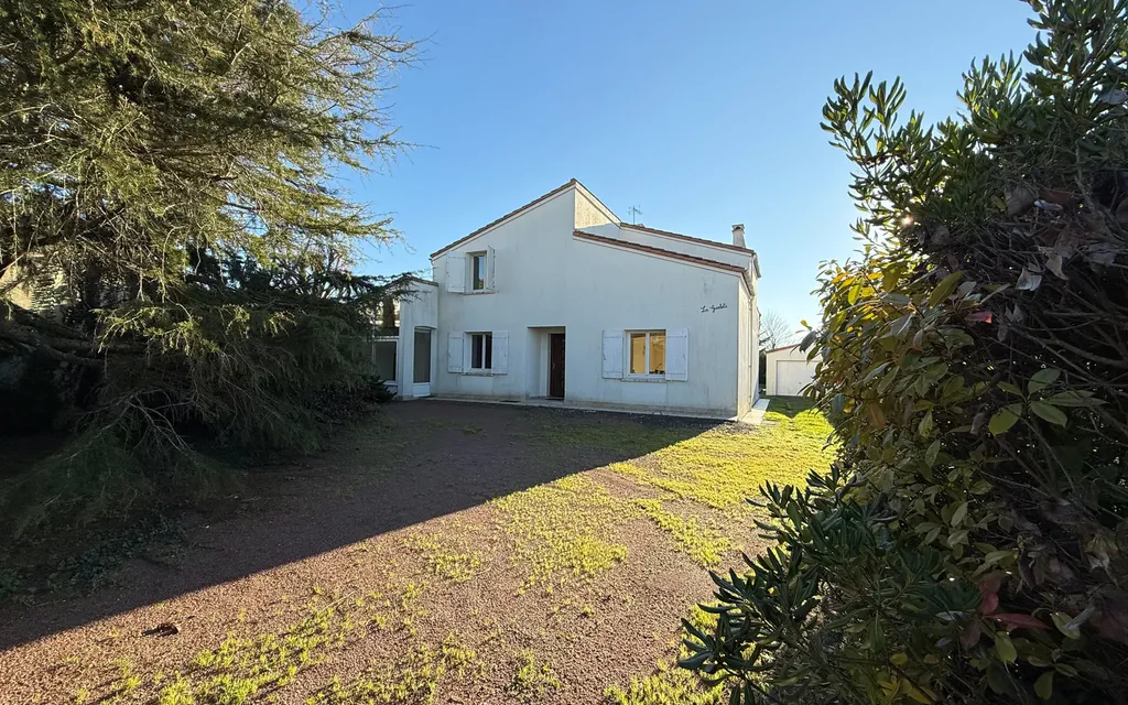 Achat maison à vendre 4 chambres 150 m² - Vaux-sur-Mer