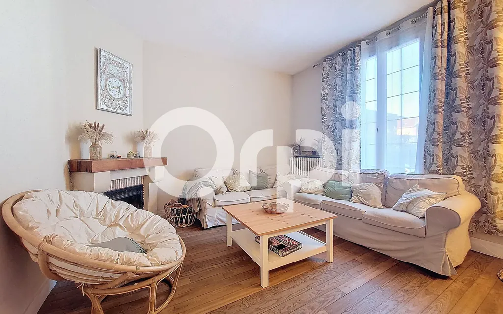 Achat maison à vendre 4 chambres 117 m² - Creil