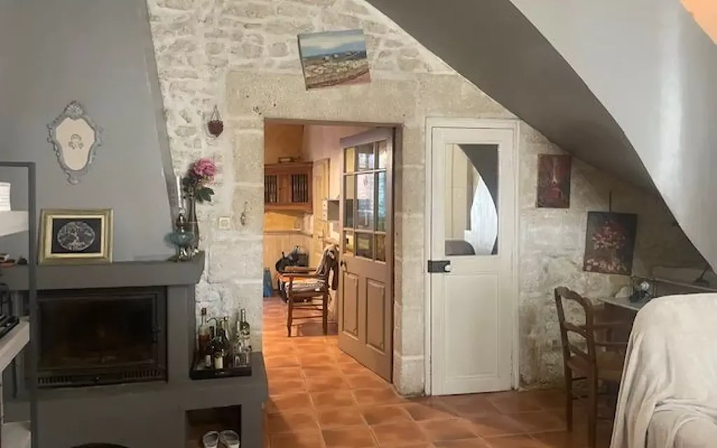 Achat maison à vendre 2 chambres 78 m² - Remoulins