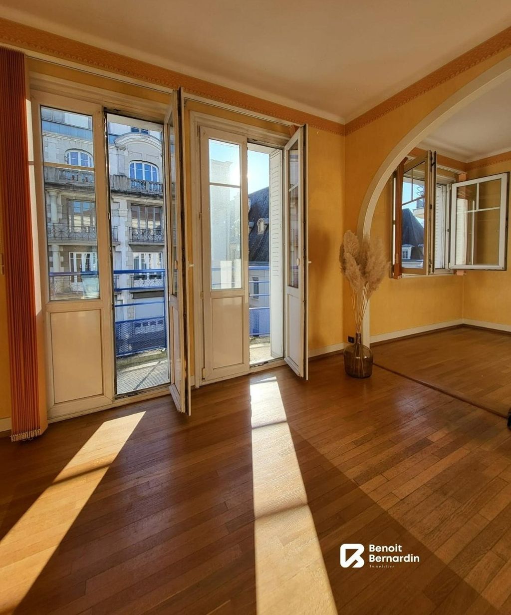 Achat appartement à vendre 4 pièces 80 m² - Besançon