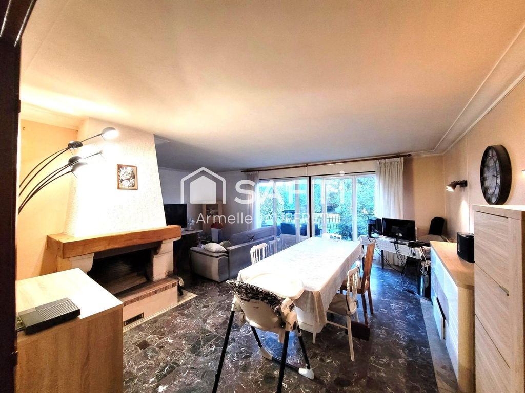 Achat appartement à vendre 6 pièces 130 m² - Saint-Brice-sous-Forêt