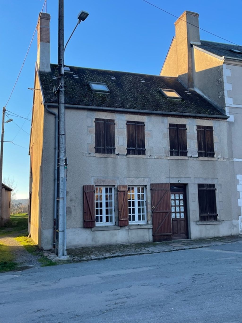 Achat maison à vendre 3 chambres 87 m² - Bussière-Dunoise