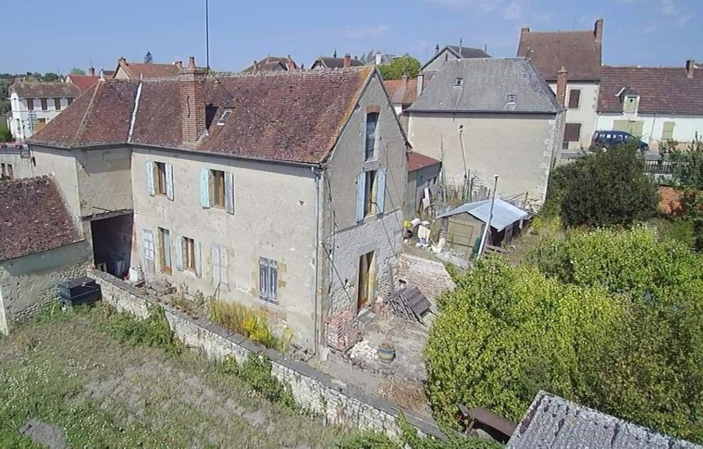 Achat maison à vendre 5 chambres 140 m² - Besson