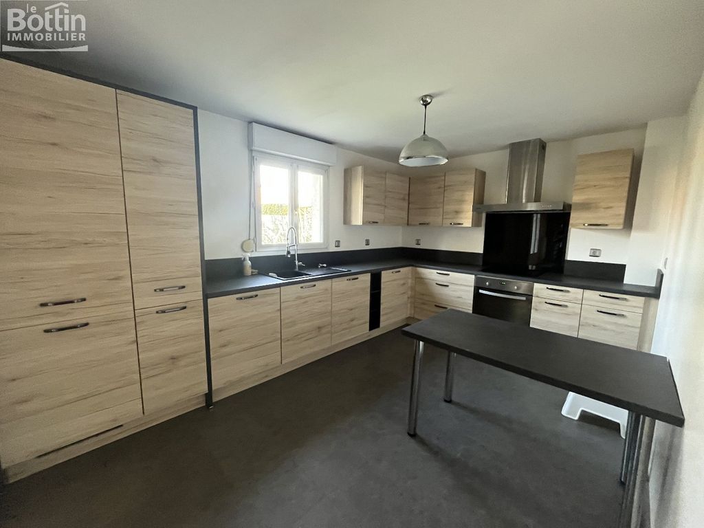 Achat maison à vendre 4 chambres 120 m² - Saleux