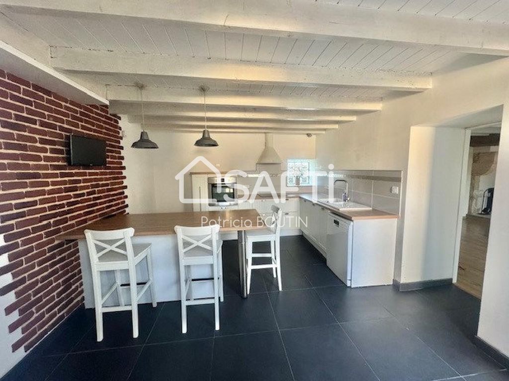 Achat maison à vendre 2 chambres 77 m² - Vouillé